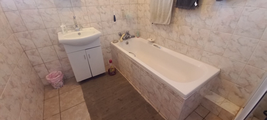 2 Bedroom Property for Sale in Bethlehem Free State